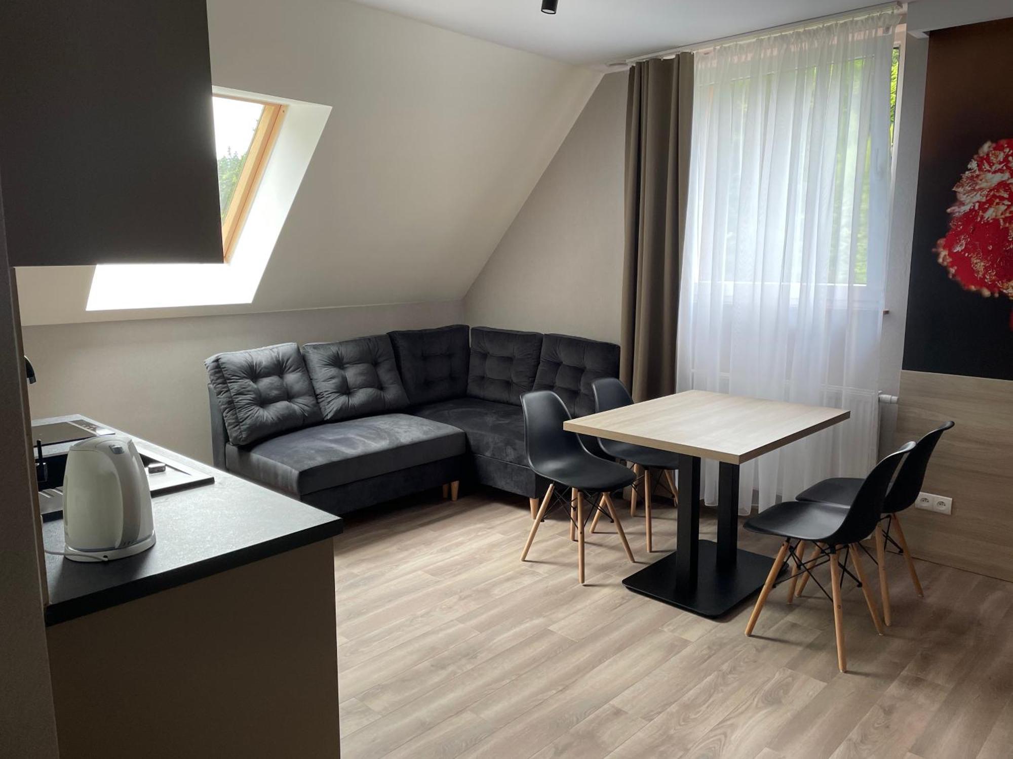 Osrodek Wypoczynkowy Iskra Hotel Piwniczna-Zdroj Ruang foto